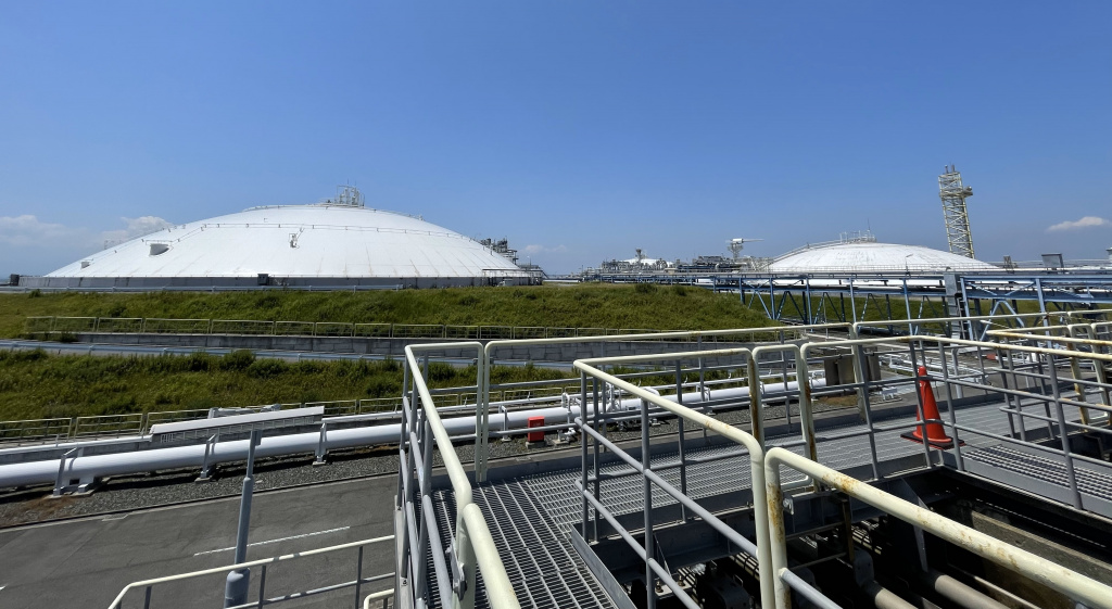 東邦ガスは液化天然ガス（ＬＮＧ）基地の知多緑浜工場（愛知県知多市）の敷地内で水素製造プラントの建設を進めている