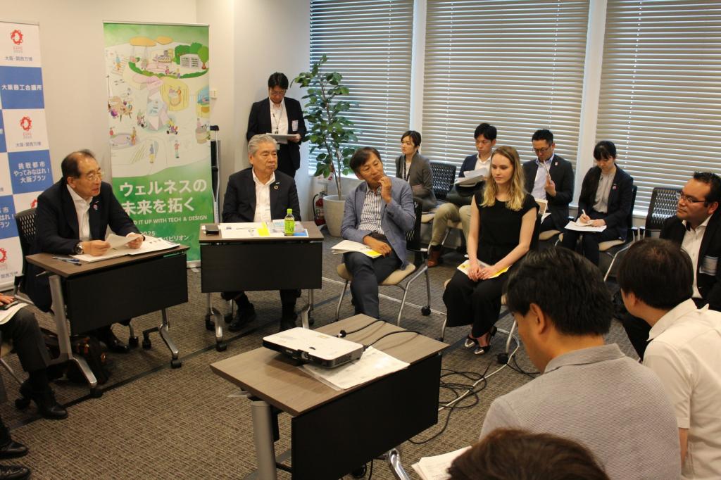 大阪商工会議所が７月に実施したウェルネス関連のイベントで鳥井会頭らがスタートアップと意見交換