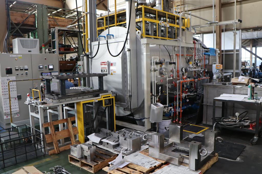 小出製作所が保有するガス軟窒化処理の設備