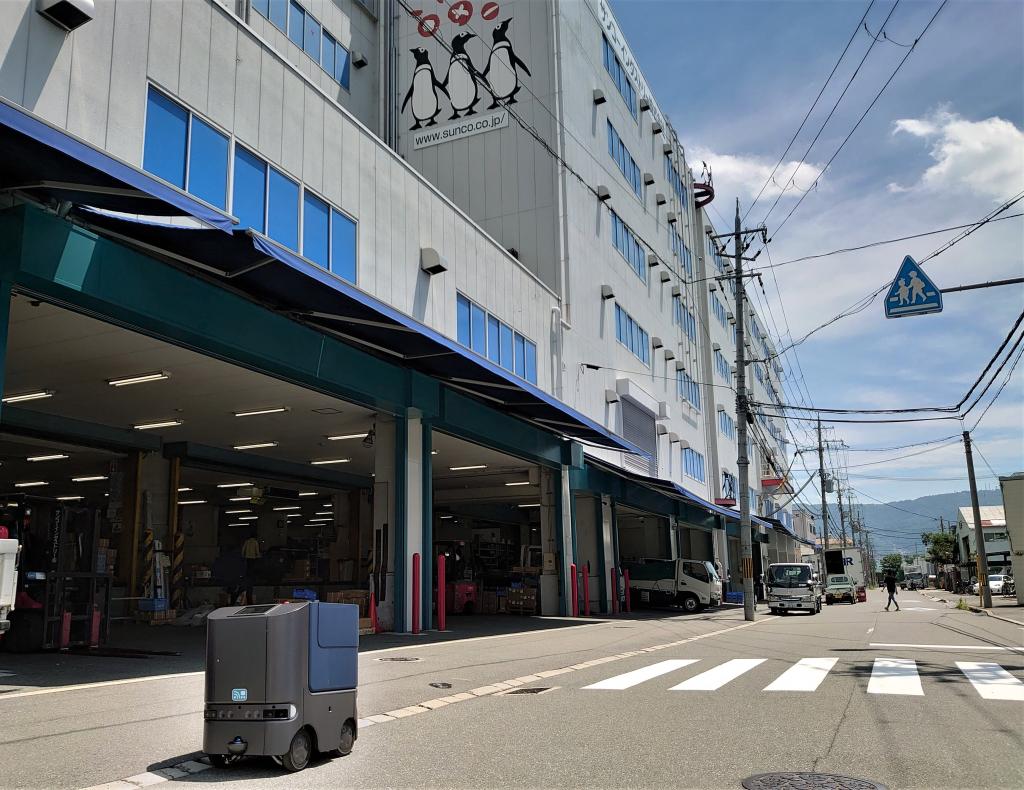 テクノメッセ東大阪で特別展示する自動配送ロボット「Ｈａｋｏｂａｓｅ」