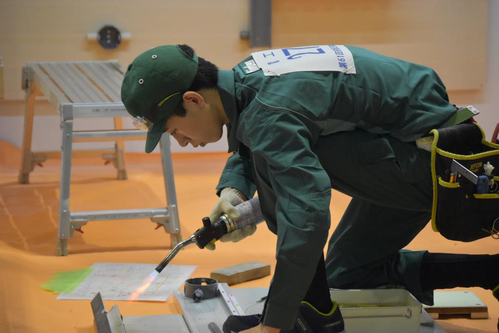 全国大会で正確な技術を見せたきんでんの郡安選手
