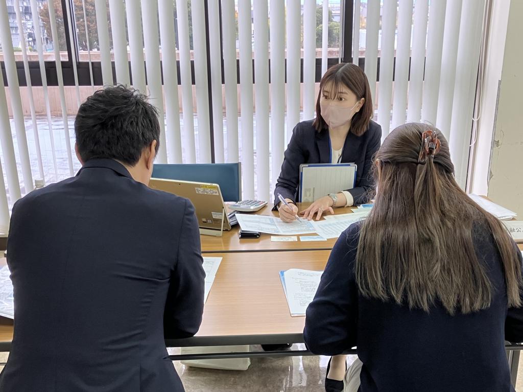 ひたちなか商工会議所の経営相談会の様子