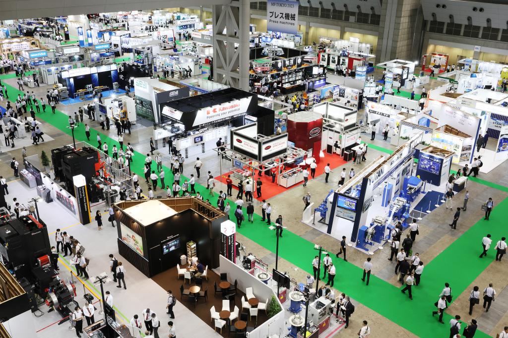最新技術を見ようと多くの人が訪れる（前回のＭＦ－ＴＯＫＹＯ）