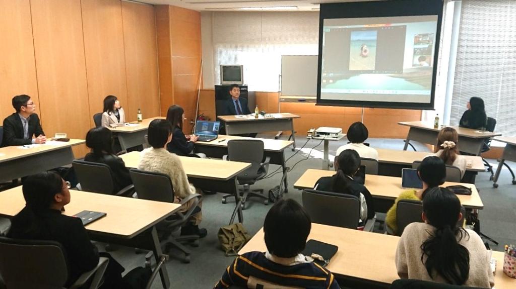 大学教授や留学体験者から留学について聞く海外留学フェアを開催