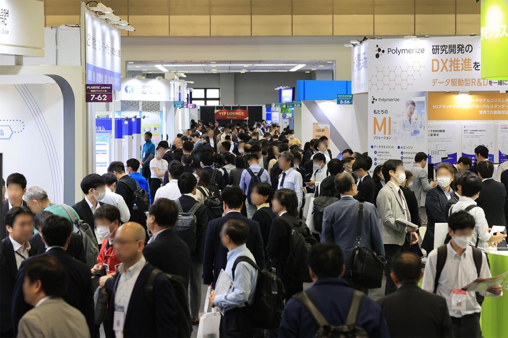高機能フィルム展など８展示会で構成される（高機能素材Ｗｅｅｋ大阪＝２４年）