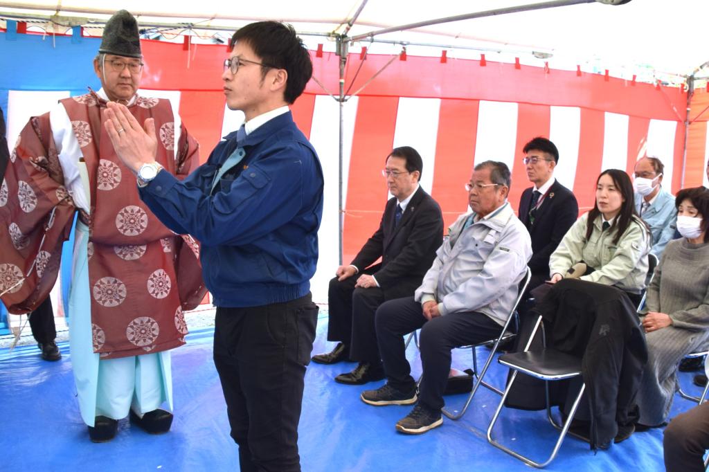 ３月には地鎮祭を実施し、眞野祥典社長が神事に臨んだ