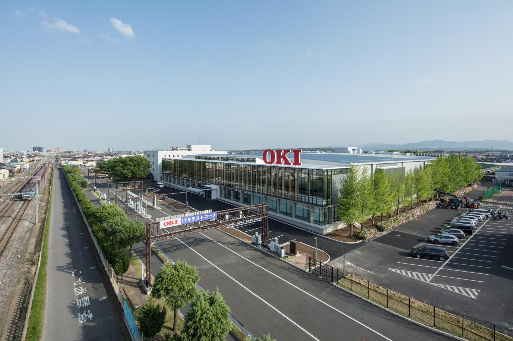 ＺＥＦ化の第１号プロジェクトとなった「ＯＫＩ本庄工場Ｈ１棟」（大成建設）