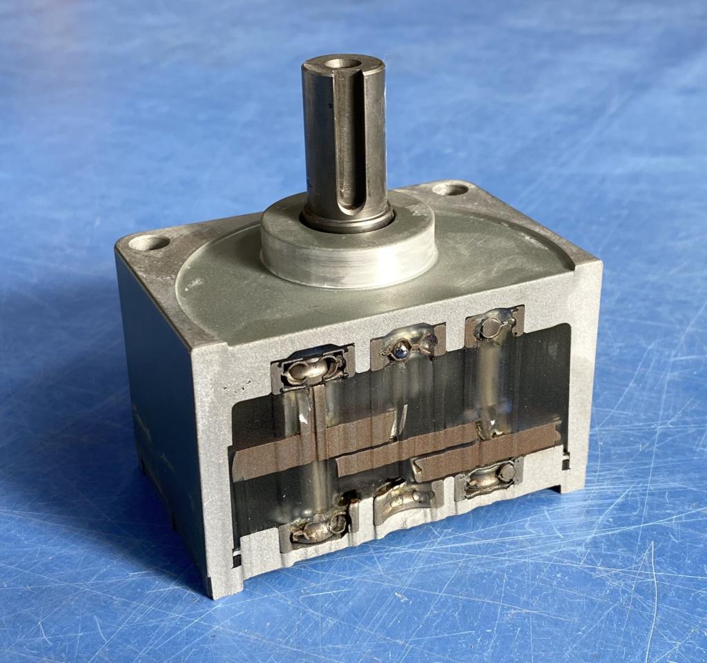 素材機能を損なわずにワークをカットできる（米山製作所提供）