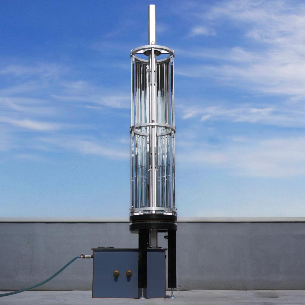 万博に展示する次世代農業システムに組み込まれるタワー型太陽光集光システム（ＮＴ技研工業提供）