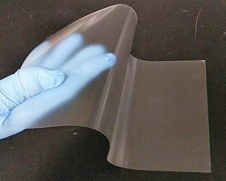 日本ゼオンはマルチマテリアル接着剤の開発を手がける