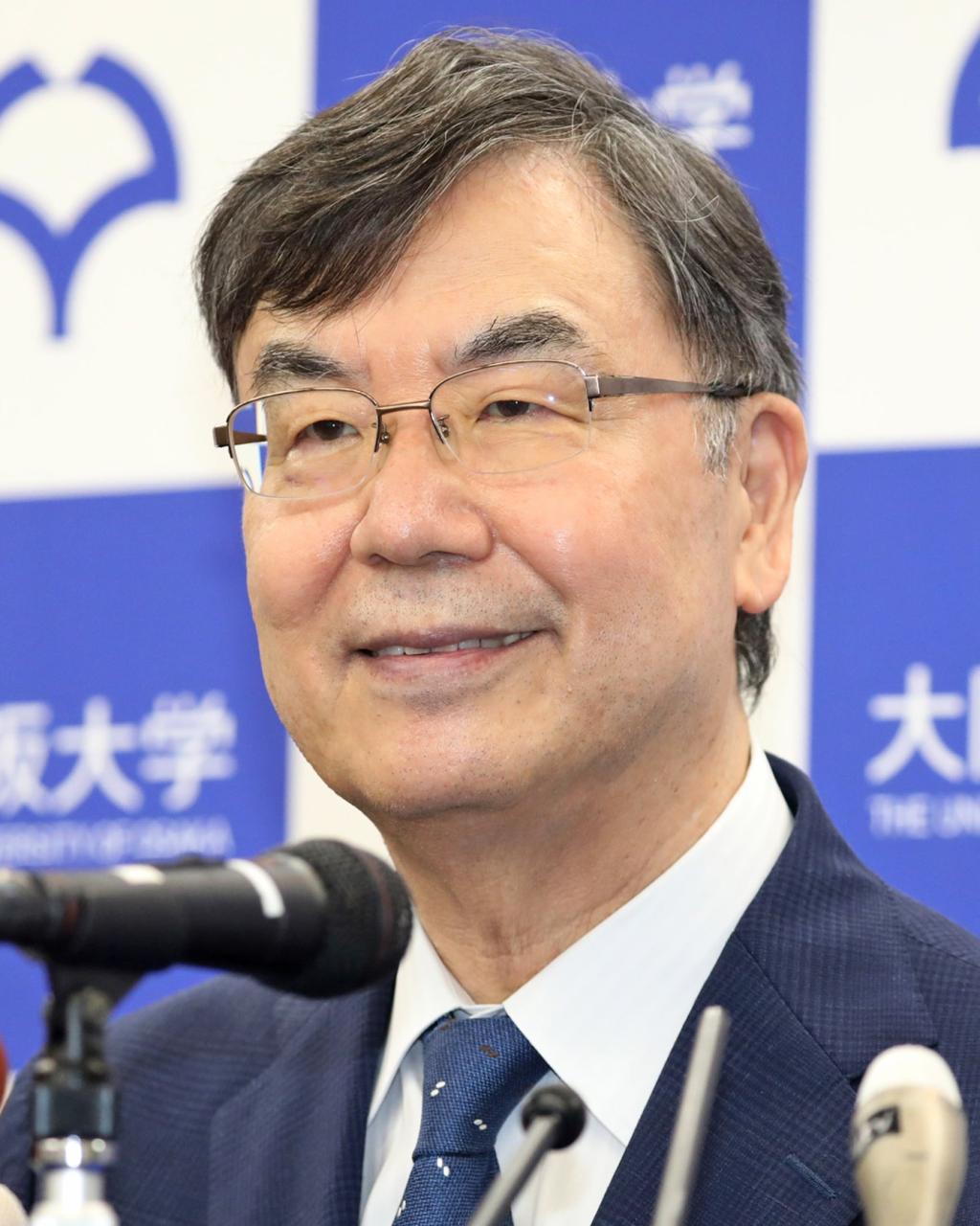 ノーベル生理学・医学賞を受賞し会見する大阪大学の坂口志文特任教授