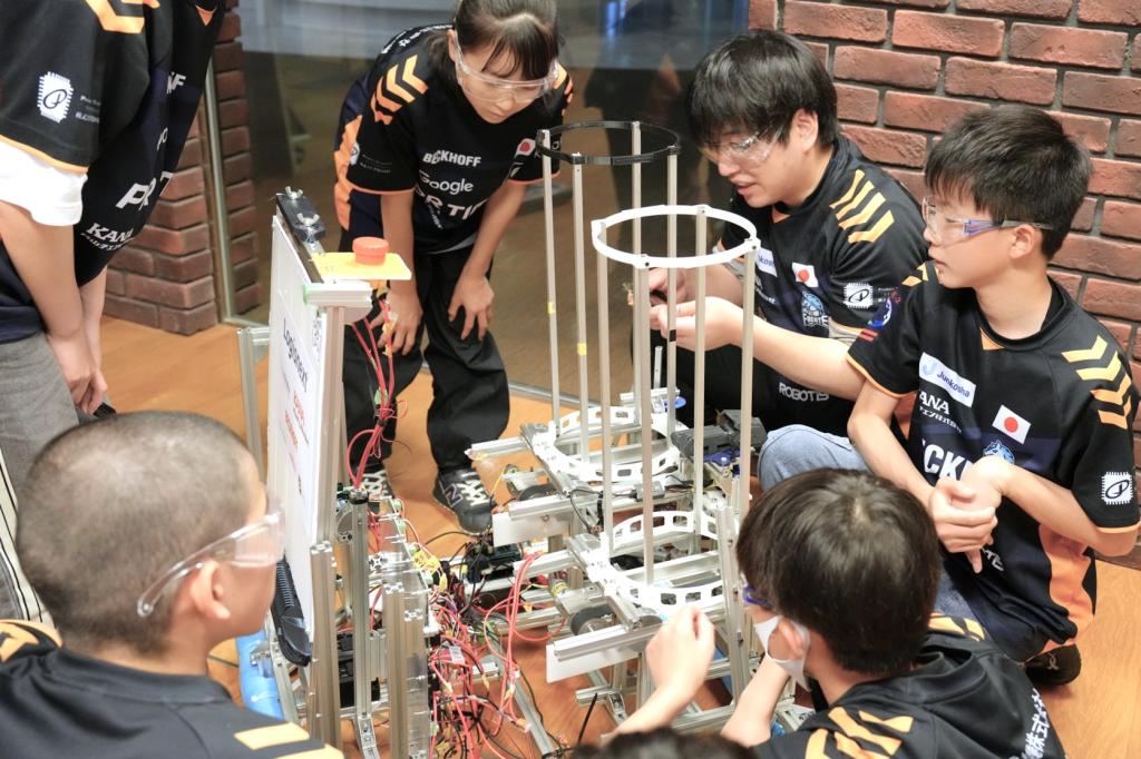 ジュニアロボットチームの活動