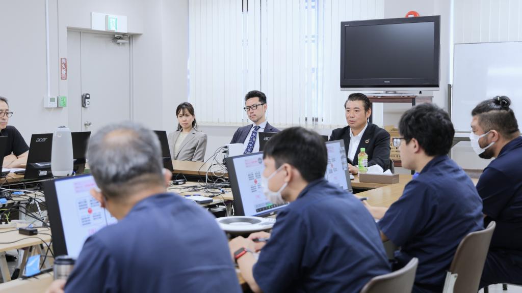 外部から講師を招く営業の勉強会「扶桑匠塾」