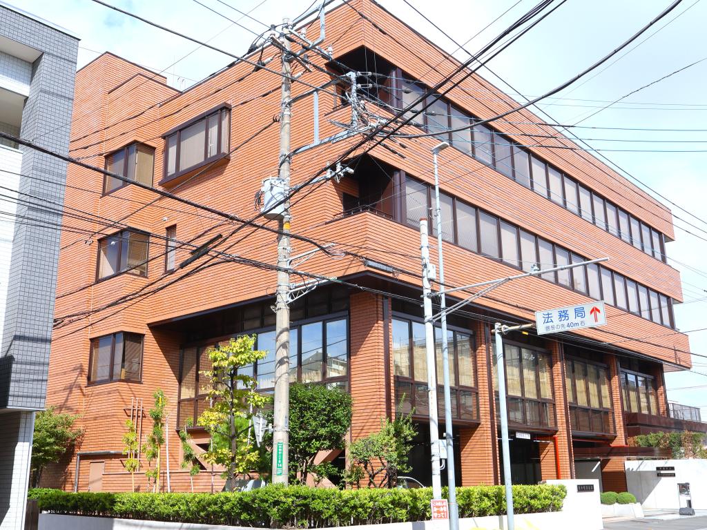 青木信用金庫本部