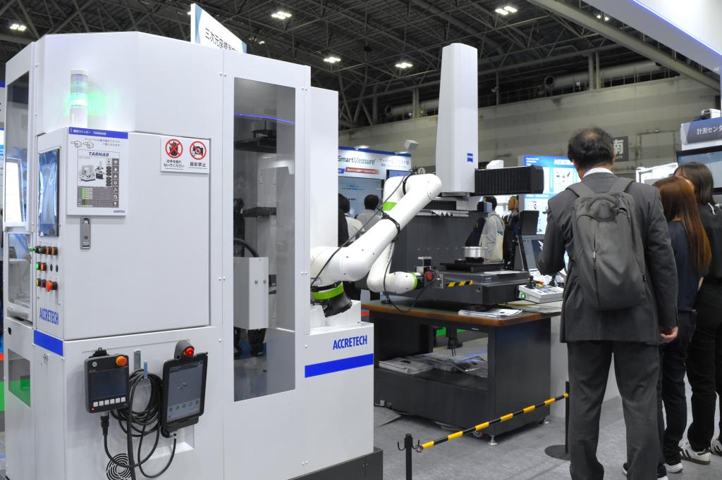 協働ロボと合わせて展示された三栄商事の「ターナー」