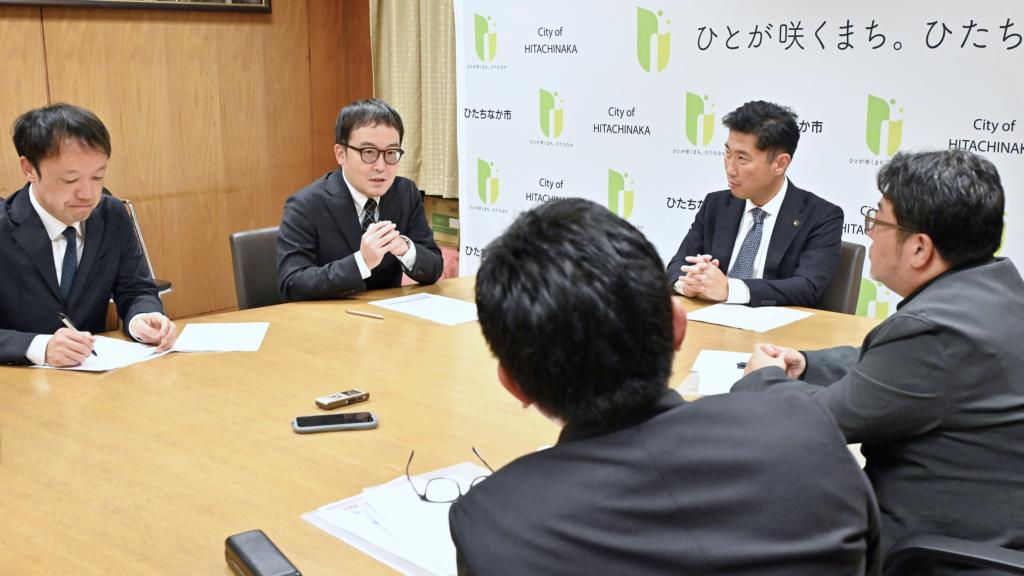 異なる立場からひたちなか市の魅力や展望を語り合った