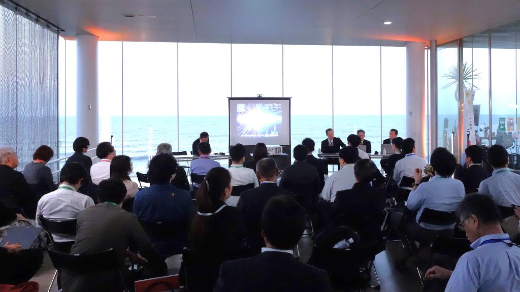 地元企業の経営者や中小企業の支援機関から聴講者が集まった