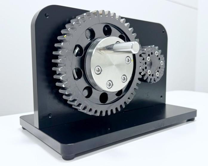 「カム歯車」と「円弧歯車」を組み合わせることで、静音性や剛性を付与できる