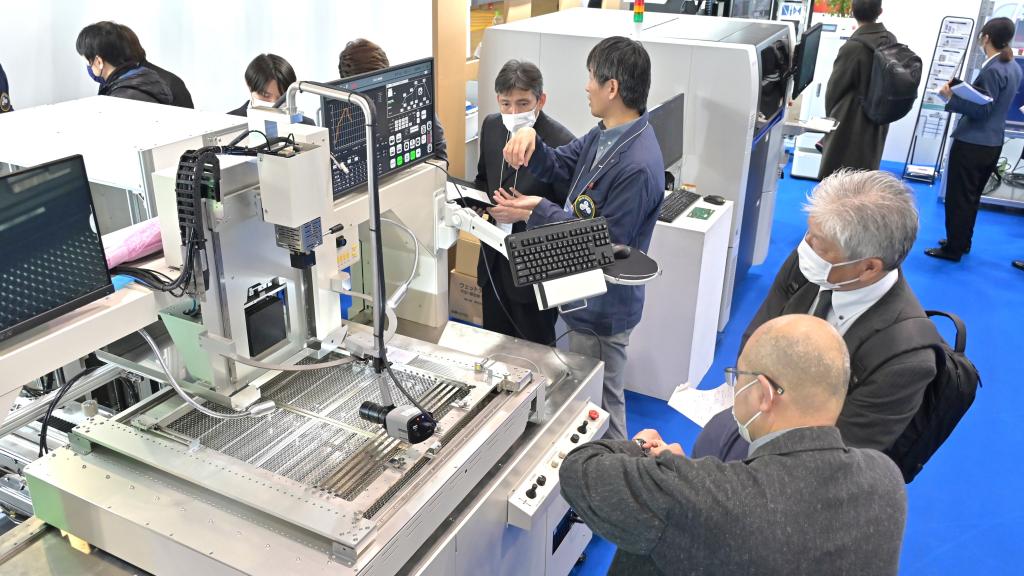 電子部品や半導体の進化を支える７展示会が行われる