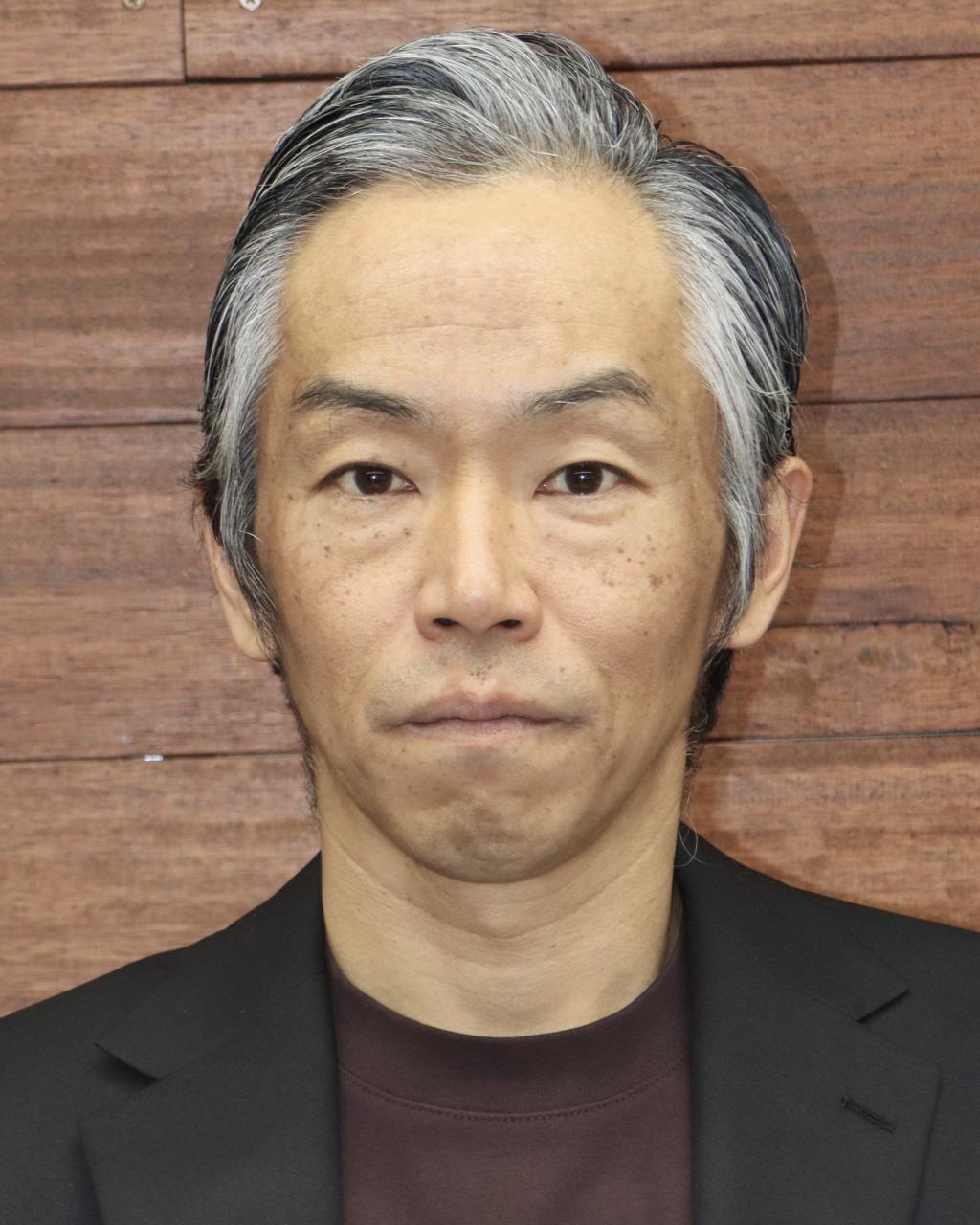 松岡紙業 代表取締役社長　佐藤 元彦 氏