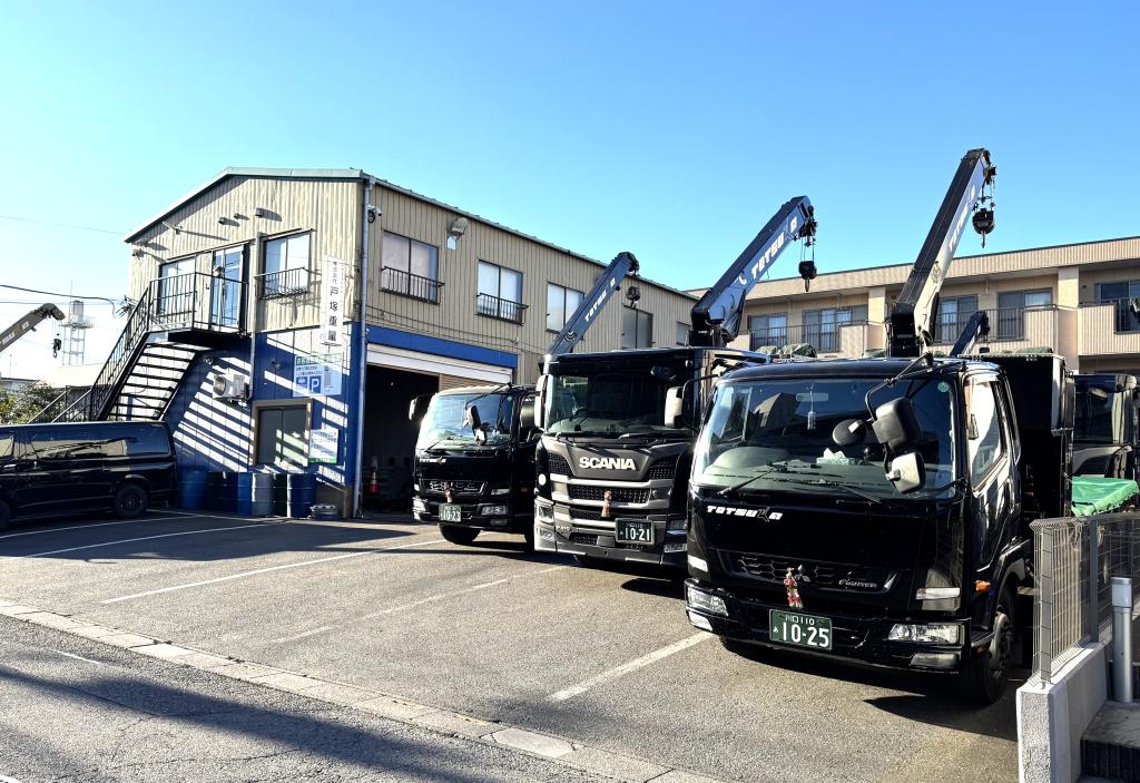５月には新たなクレーン付トラックが納車予定