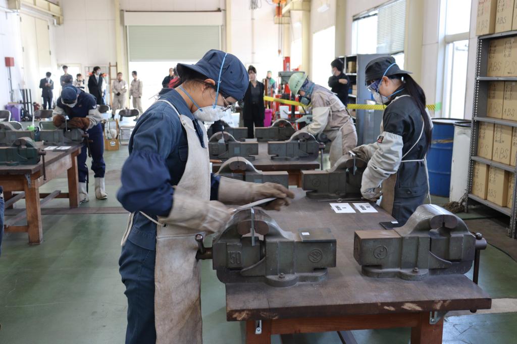 競技が始まると選手たちの目は真剣そのもの