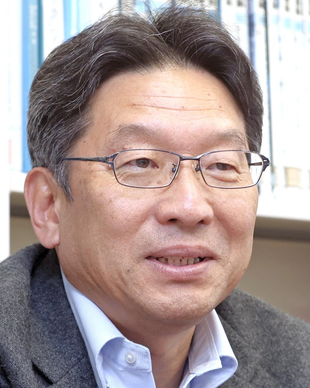 北海道大学大学院 獣医学研究院 教授　坪田 敏男 氏