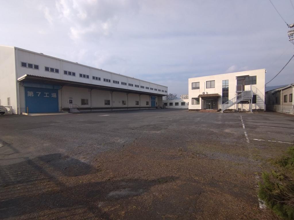 本社工場隣接地で新工場を稼働させる