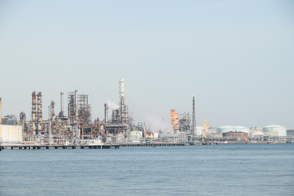 神奈川県内の臨海部の工業地域