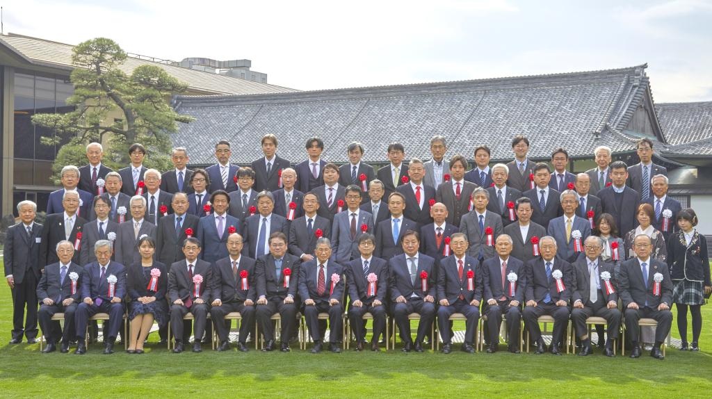 前回（第５０回）の発明大賞表彰式（日本発明振興協会提供）