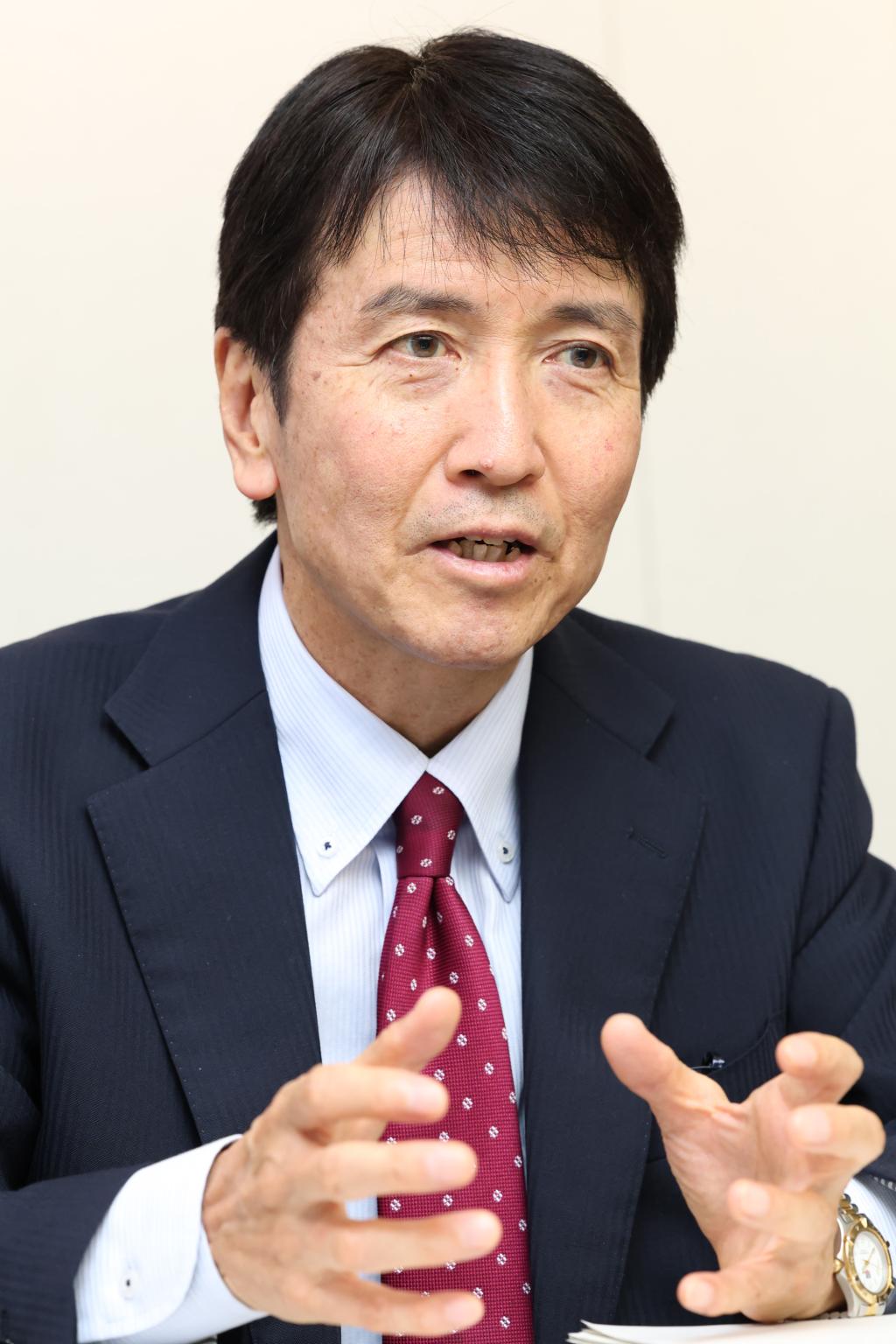 特許庁 長官　河西 康之 氏