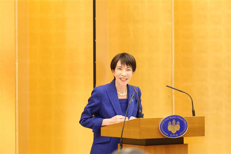 首相官邸で行われたものづくり日本大賞表彰式であいさつする高市早苗内閣総理大臣