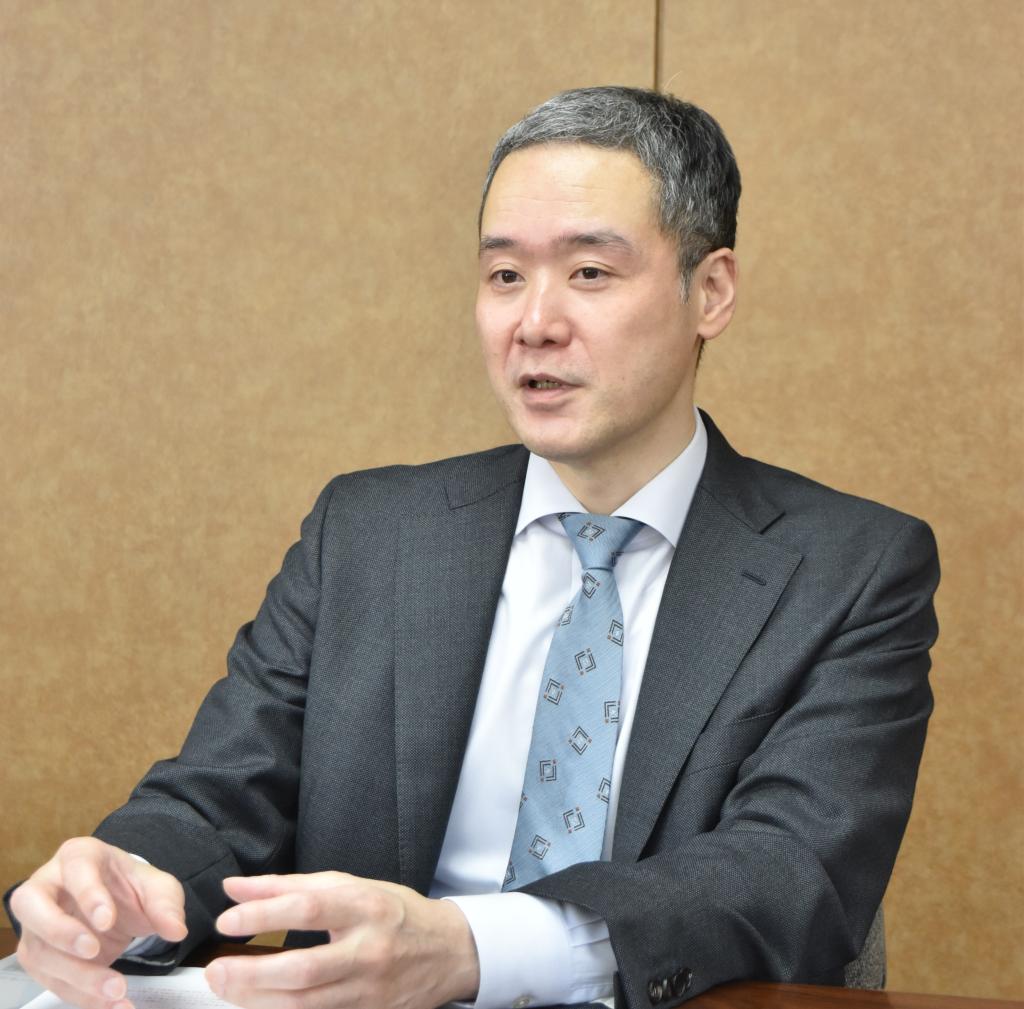 「ロボットと自動化の現在地を感じてほしい」と語る八角秀社長