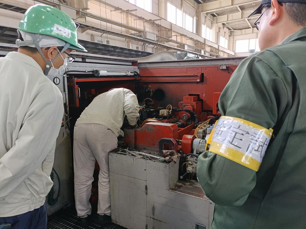 ねじ製造技能検定の実技試験（日本ねじ工業協会提供）