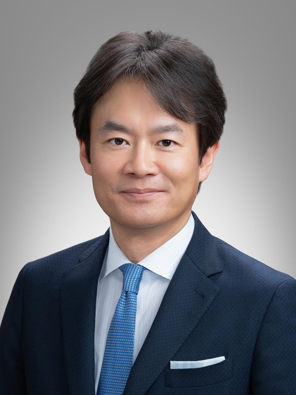 埼玉りそな銀行 社長　篠藤 慎一 氏