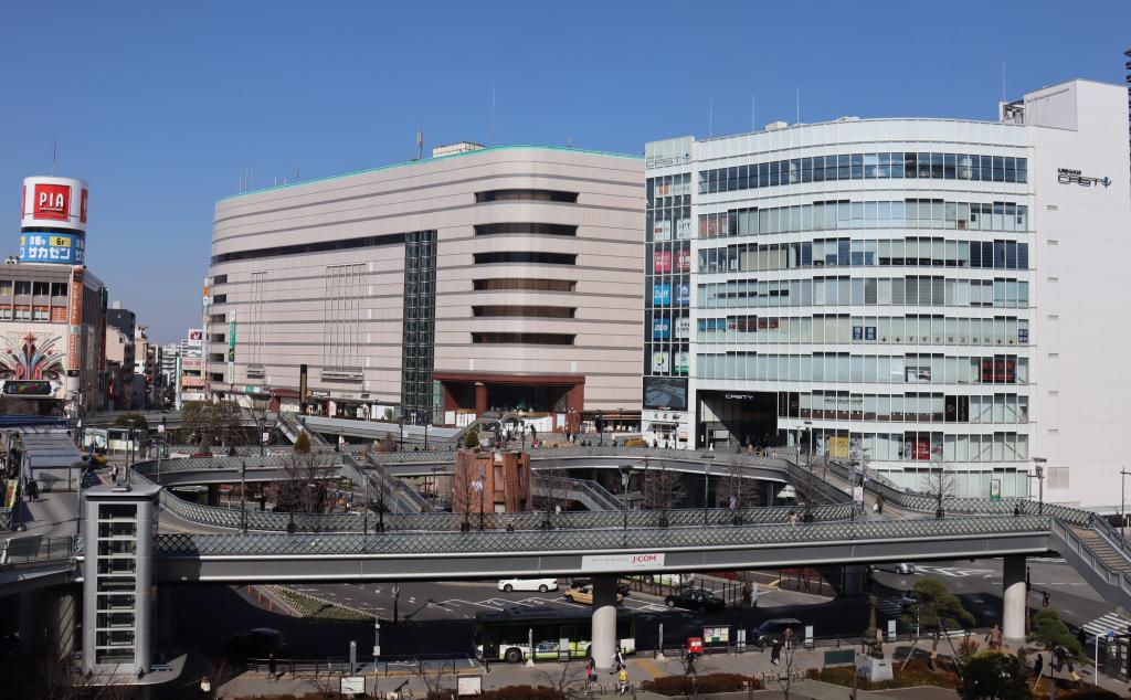 ＪＲ川口駅前。今年市制９０周年を迎える