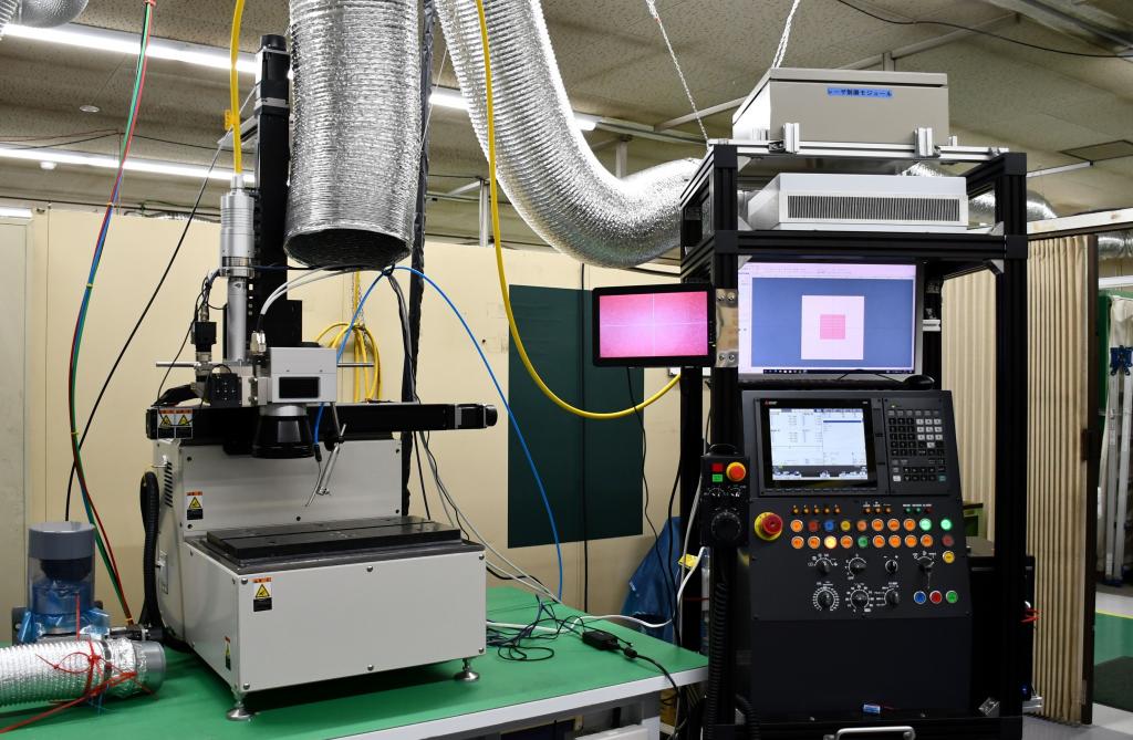 導入した独トルンプ製のナノ秒パルスファイバーレーザー機