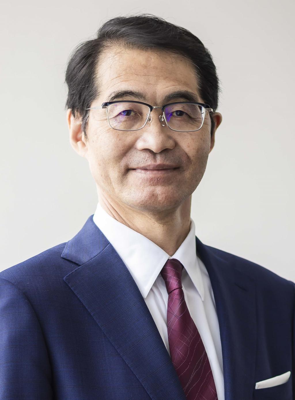 学長　小熊 誠氏