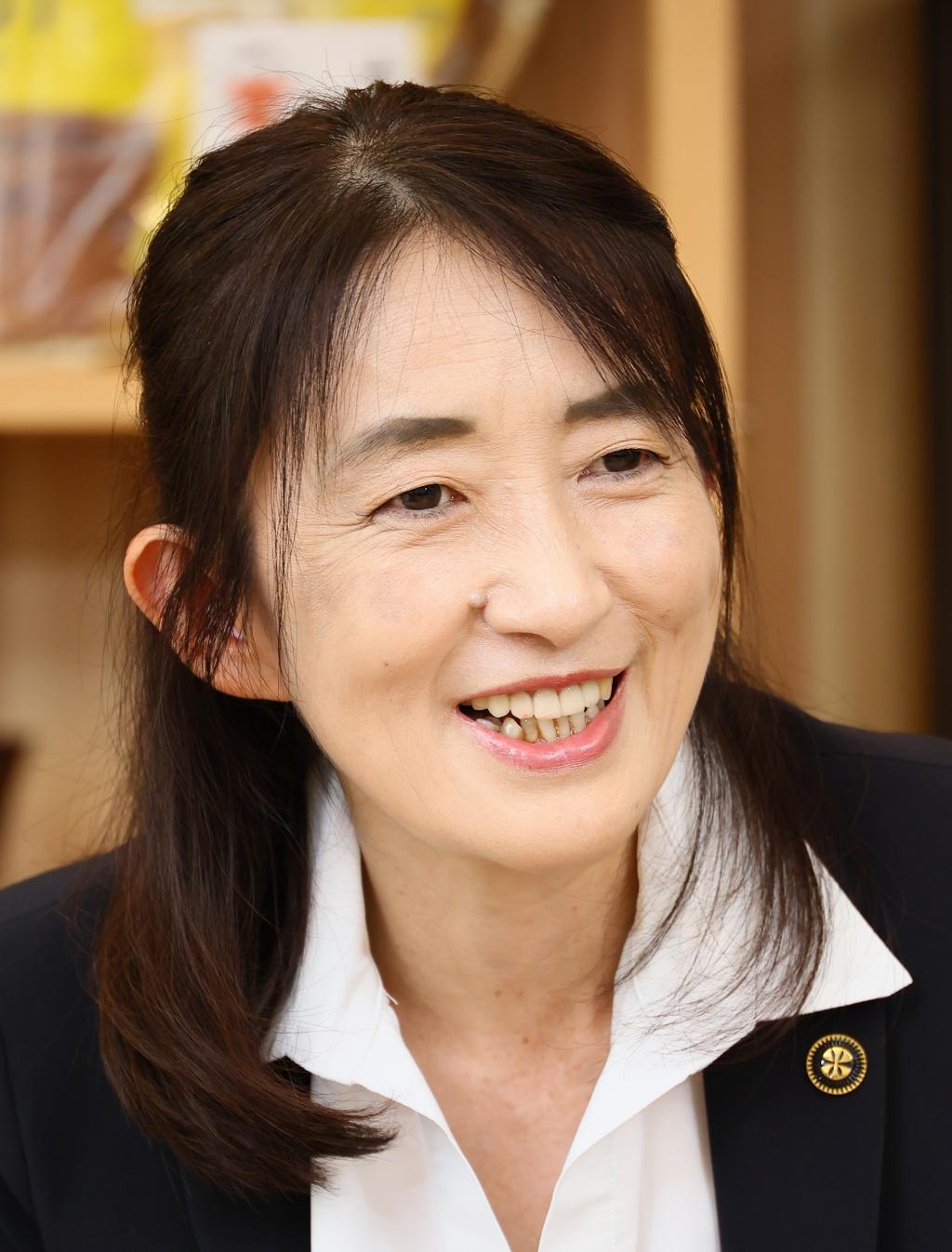 埼玉県草加市長　山川 百合子 氏