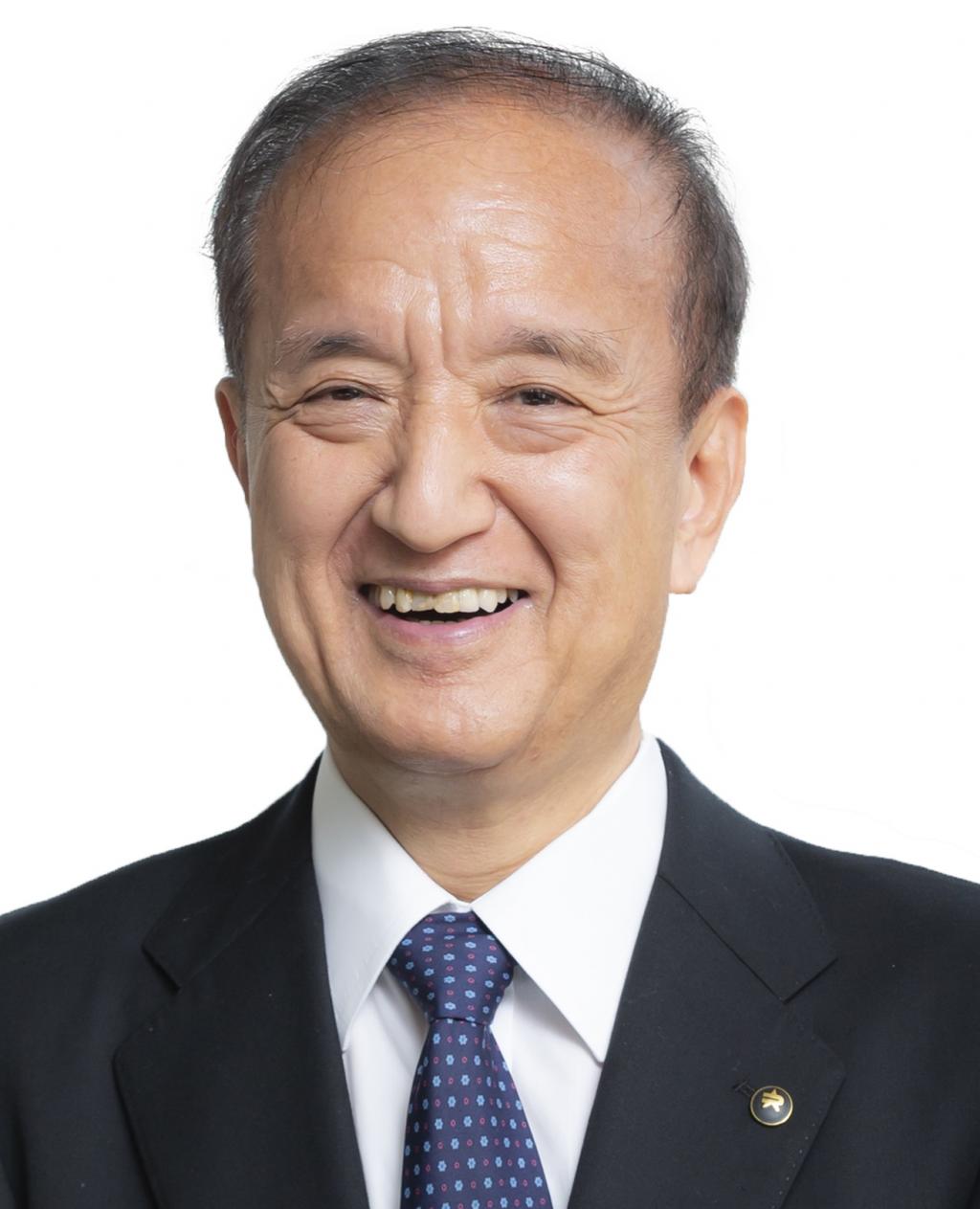 区長　前川 燿男　氏