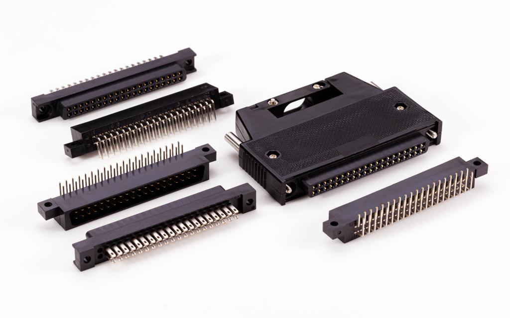 ＰＬＣに使われる角形コネクター「３６０形／３７０形」