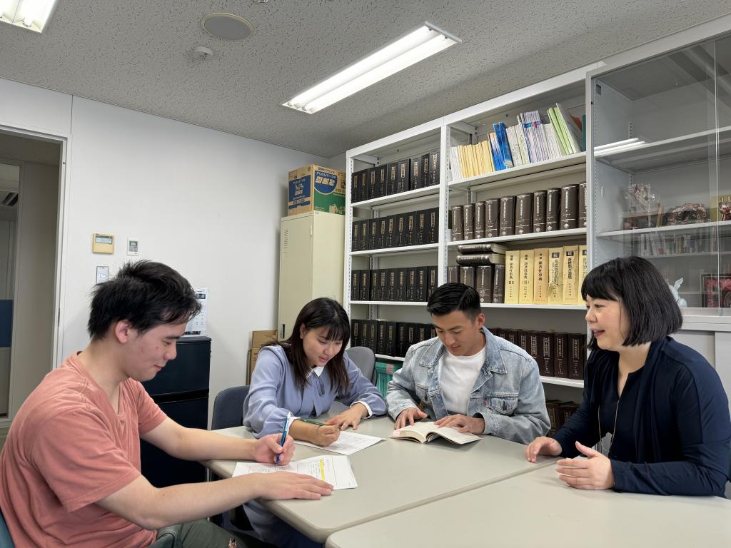 田辺教授による授業の風景（国士舘大学提供）