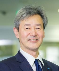 学長　梅原 出 氏