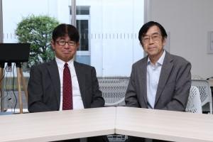 研究推進機構 機構長　脇田 敏裕 氏（左）、地域連携・貢献センター センター長　小川 喜道 氏（右）